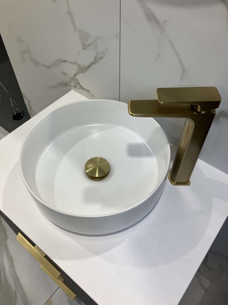Sorrento Bathroom Display 9