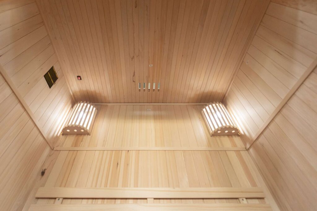 Valencia 3 Traditional Sauna Lamp 1